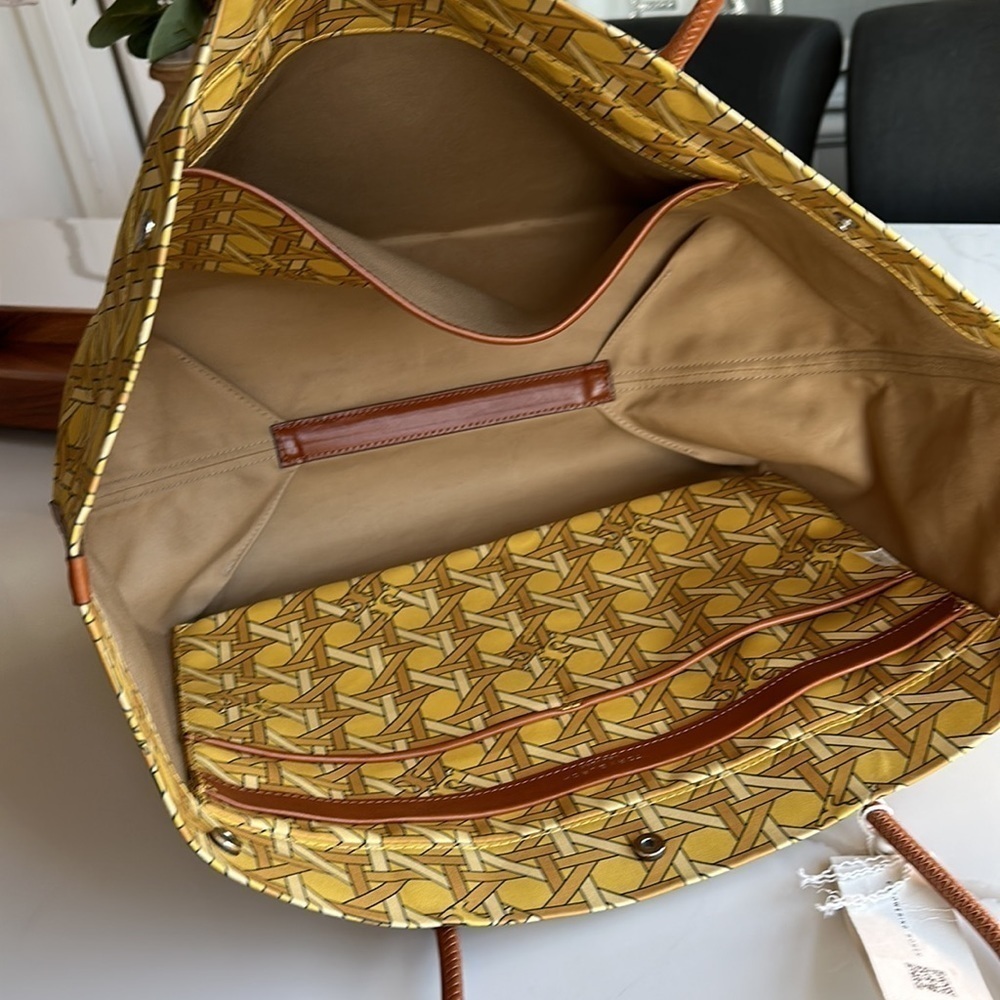 Tory Burch
Canvas Basketweave Tote - Picture 8 of 8